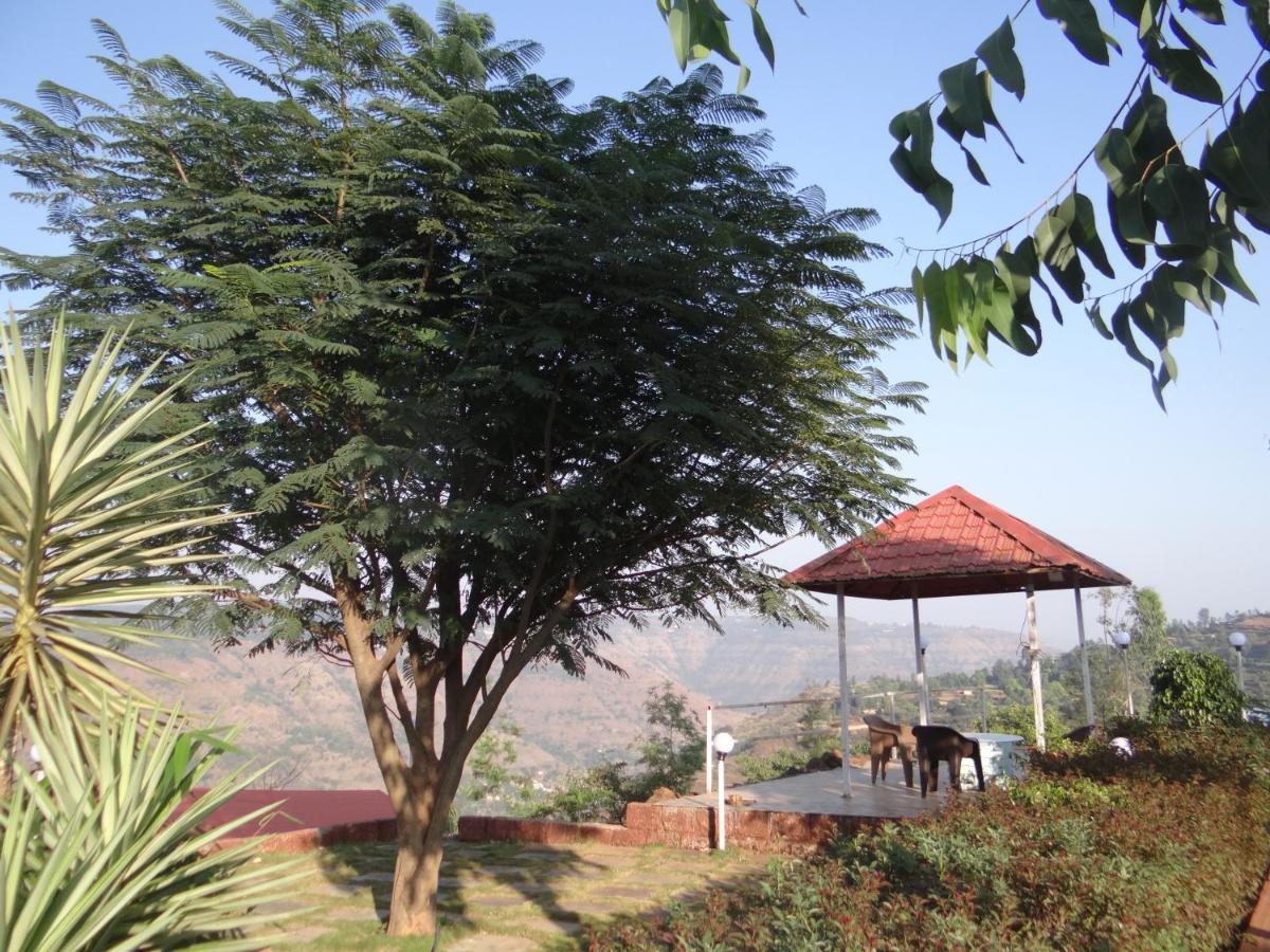 Exotic Valley Hotel มหาบาเลชวาร์ ภายนอก รูปภาพ