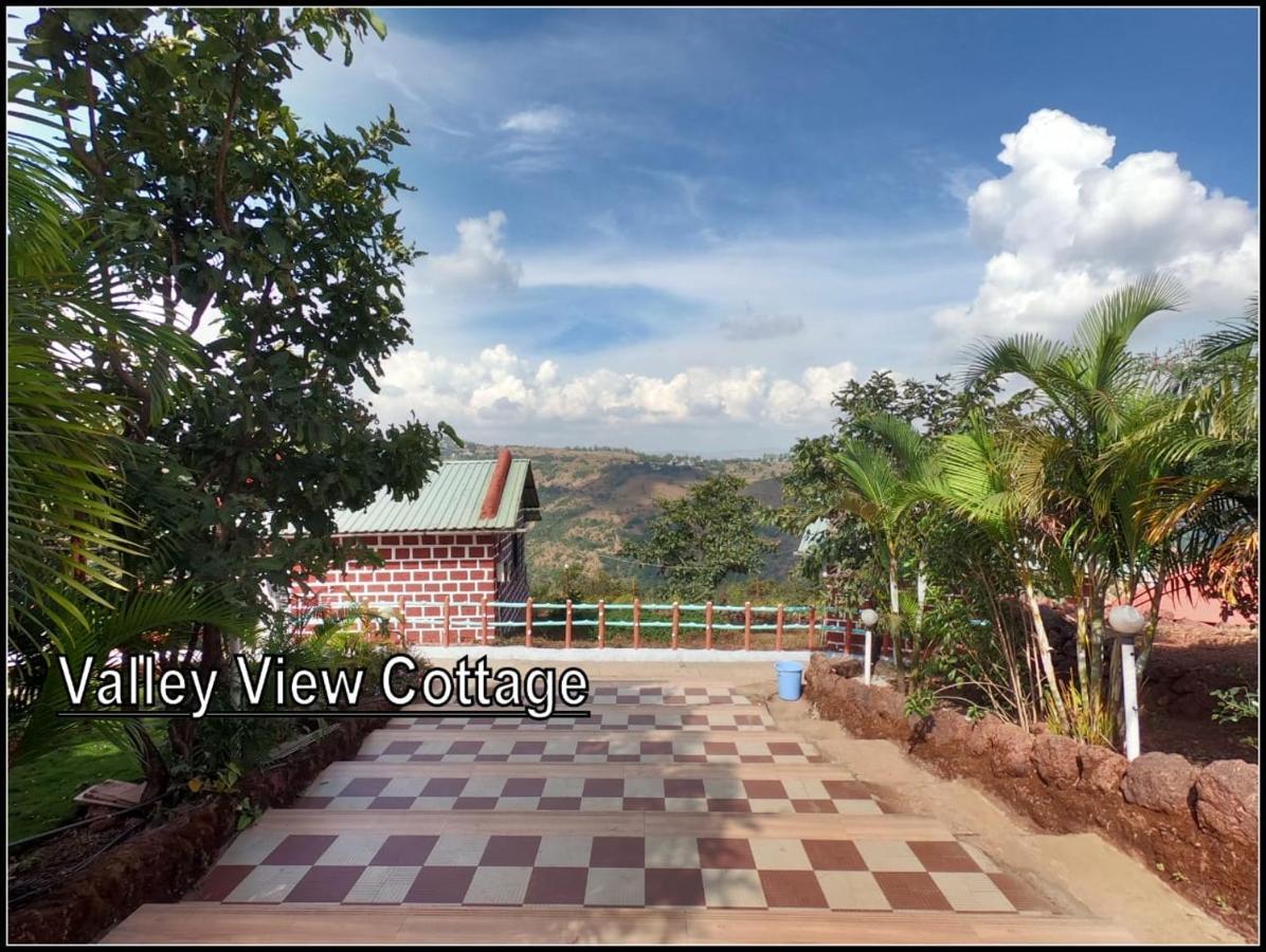 Exotic Valley Hotel มหาบาเลชวาร์ ภายนอก รูปภาพ