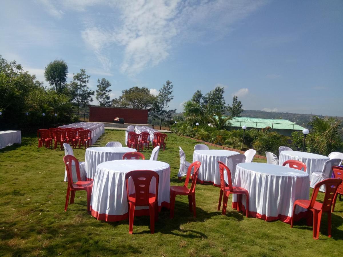 Exotic Valley Hotel มหาบาเลชวาร์ ภายนอก รูปภาพ