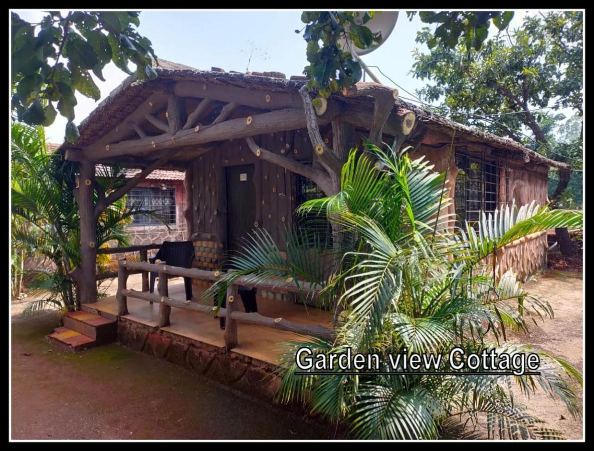 Exotic Valley Hotel มหาบาเลชวาร์ ภายนอก รูปภาพ